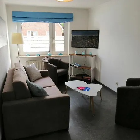 Haus Trossenstek I Apartment Busum Exterior photo